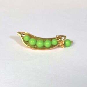 Brooch- NIP, peas in a pod, one dangles, 1.5 x.5”,   green beads on golden base